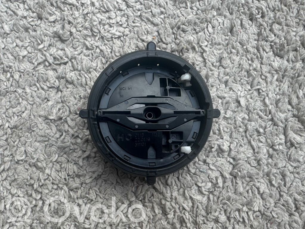 Elektryczne lusterko boczne drzwi przednich   7291371,5116729137119
