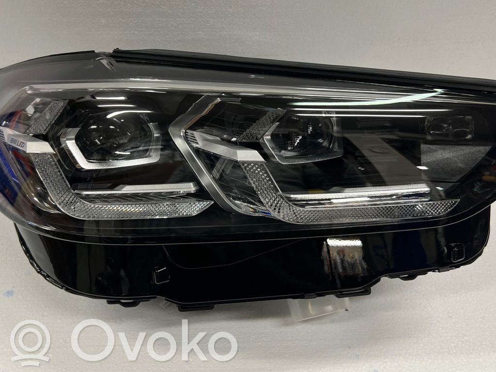 BMW X3 G01 Lampa przednia 