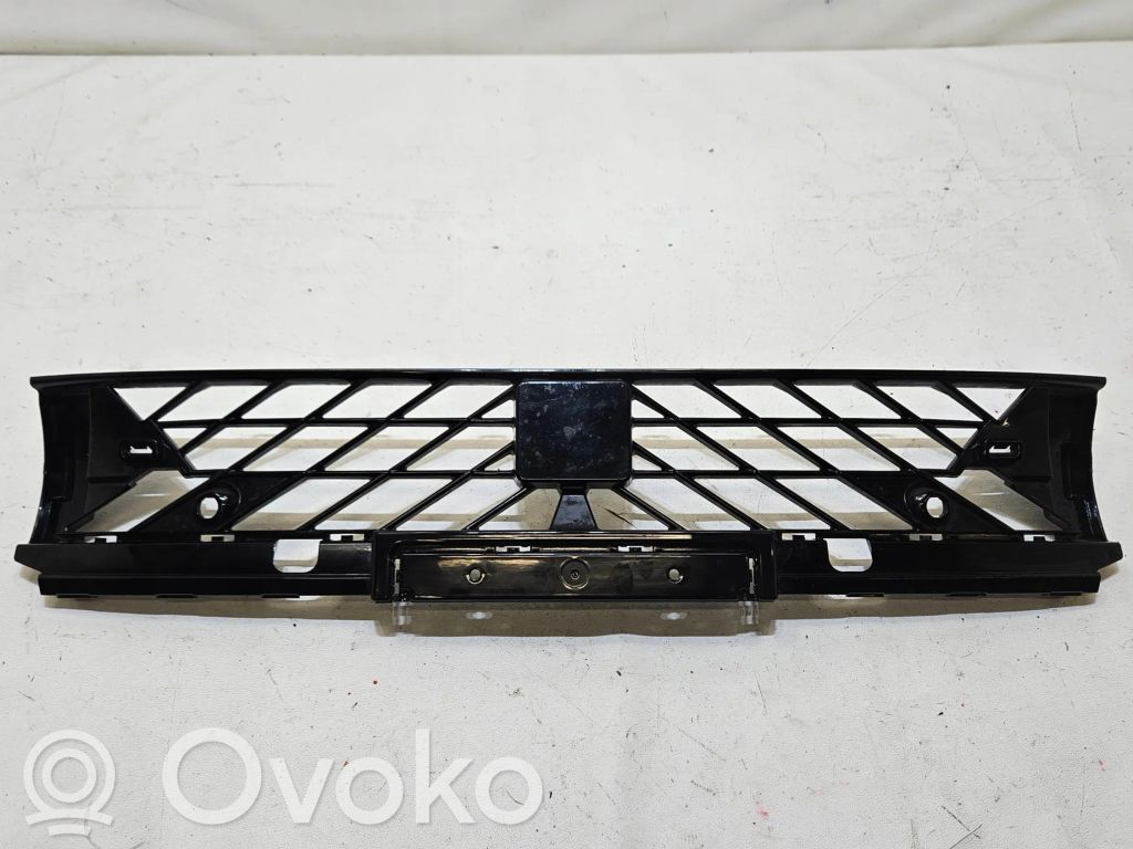 Cupra Formentor Front bumper lower grill 