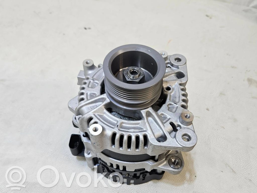 Volkswagen Golf VIII Alternator 