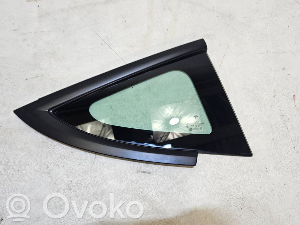 Tesla Model 3 Rear side window 