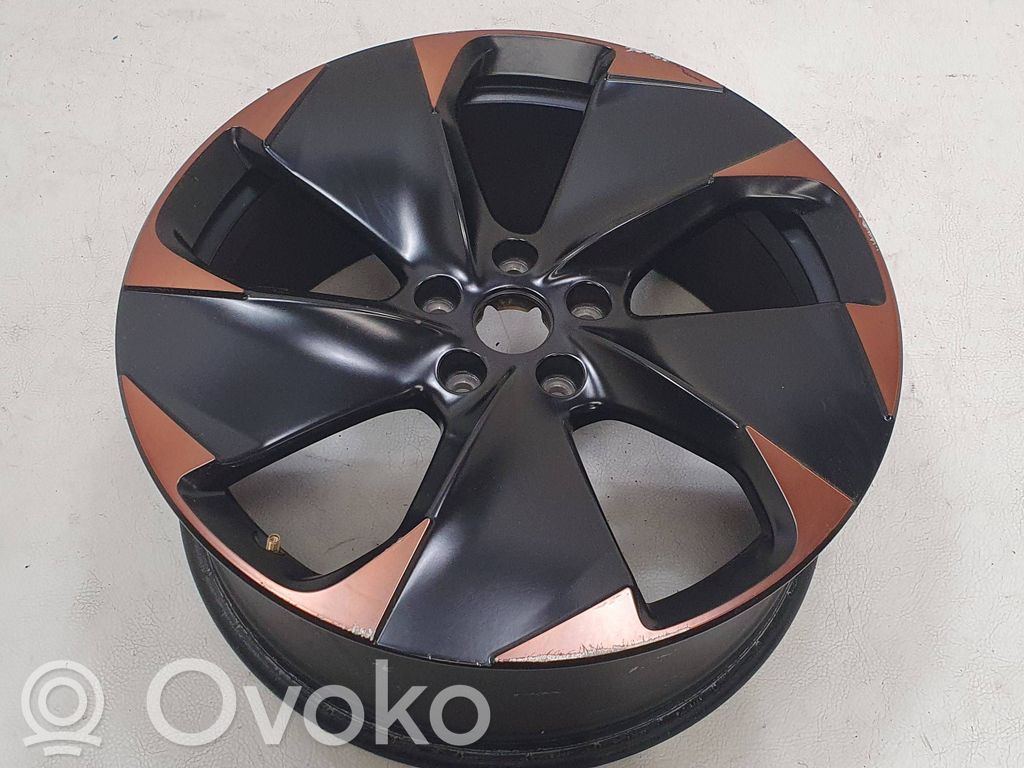 Cupra Born R19 alloy rim 