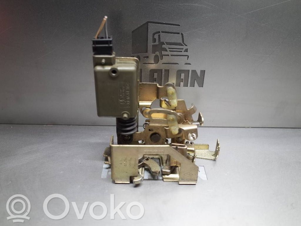 Rear door lock   352464