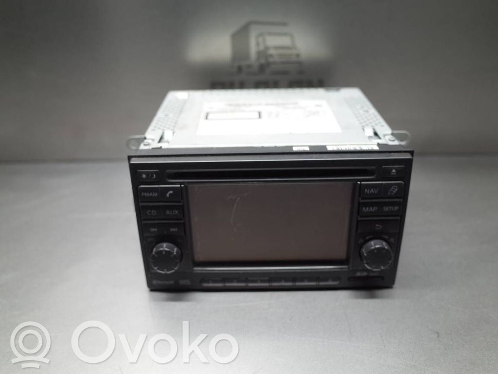 Nissan Qashqai Panel / Radioodtwarzacz CD/DVD/GPS 