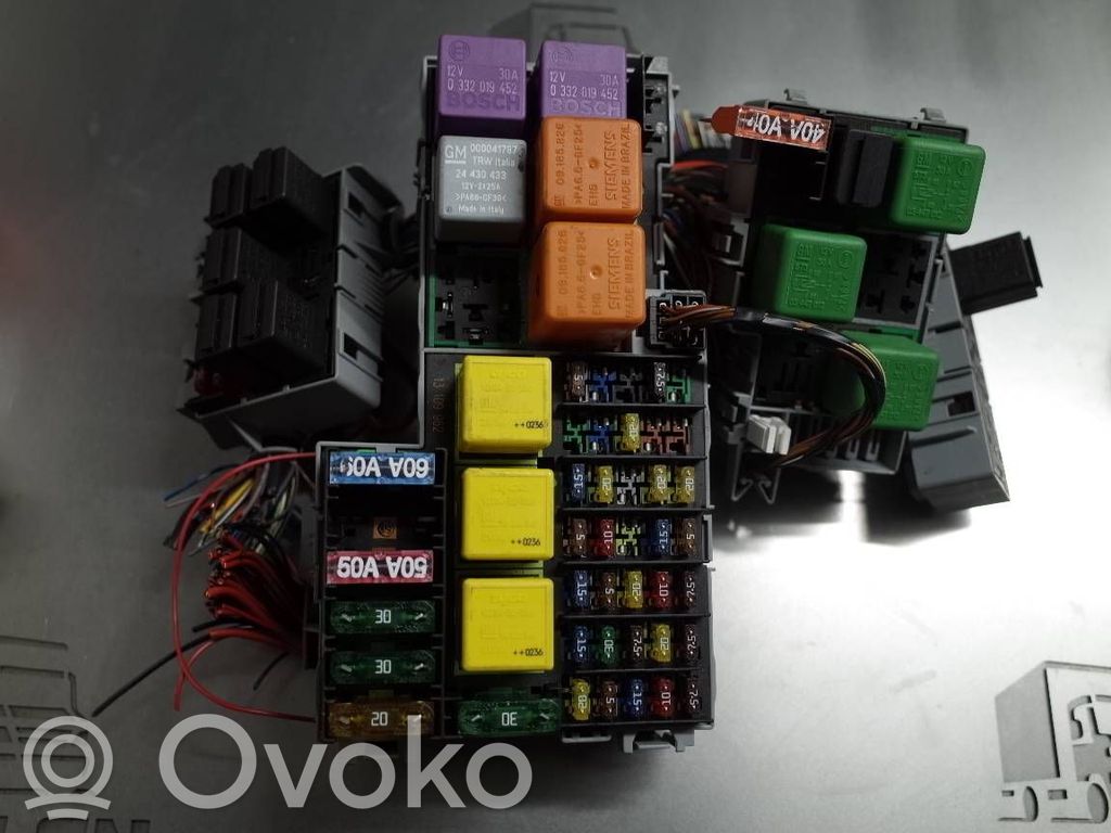 Fuse module   24427070