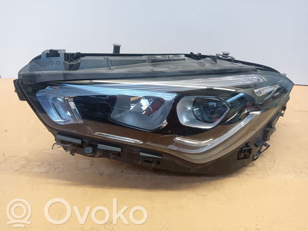 Mercedes-Benz CLA C118 X118 Faro/fanale 