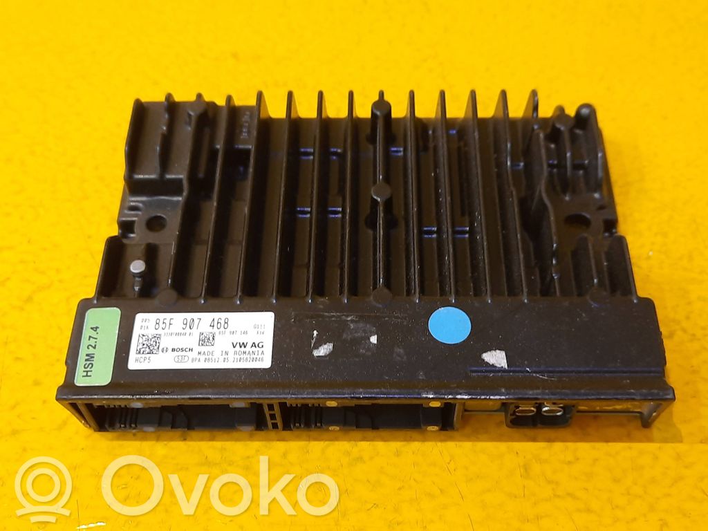 Audi A4 S4 B9 8W Gateway control module 