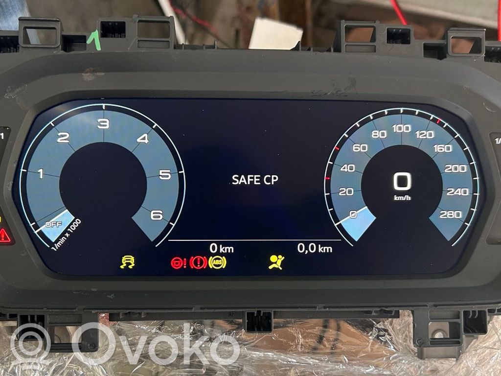 Audi A3 8Y Speedometer (instrument cluster) 