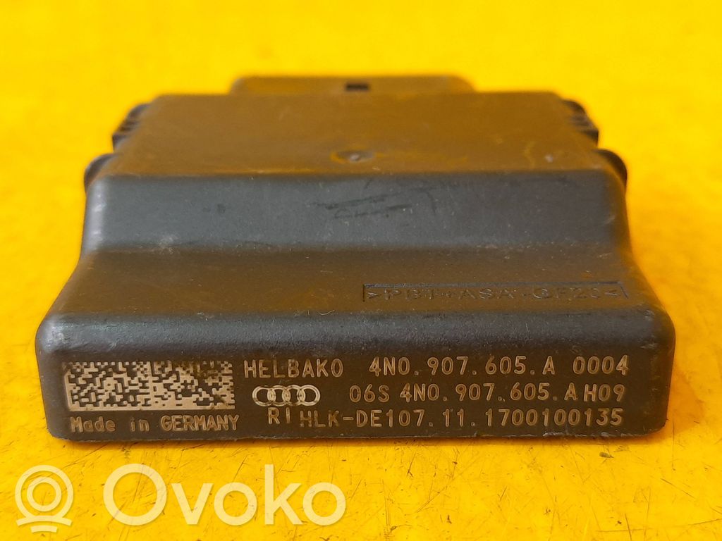 Audi A8 S8 D5 Lasinpyyhkimen rele 