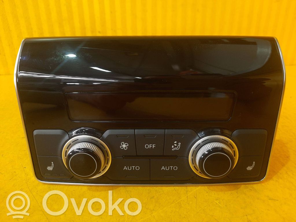 Audi A8 S8 D4 4H Climate control unit 