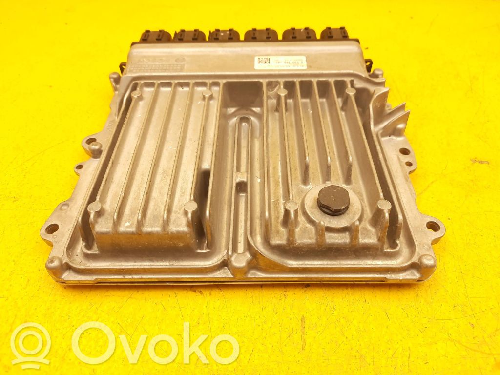 BMW 7 G11 G12 Engine control unit/module 