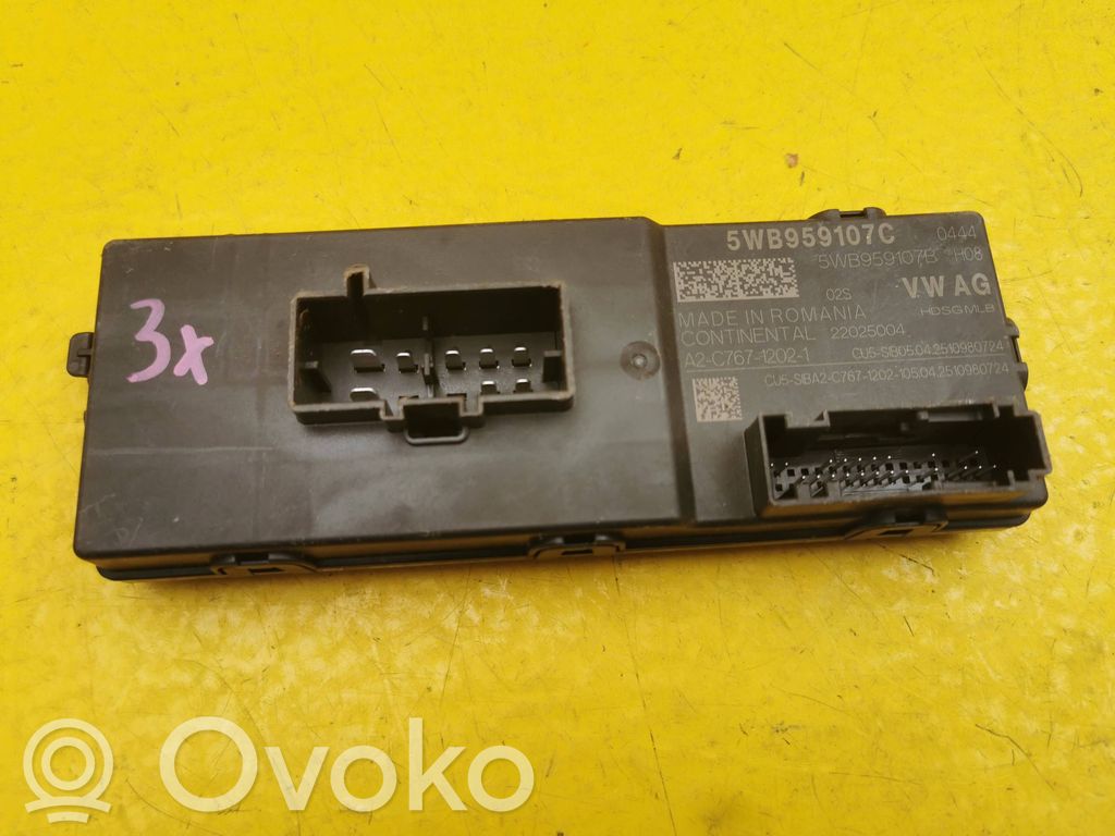 Volkswagen Touran II Other control units/modules 