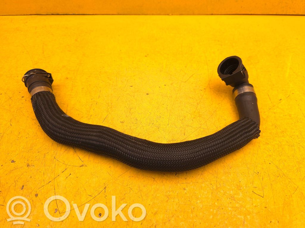 Engine coolant pipe/hose