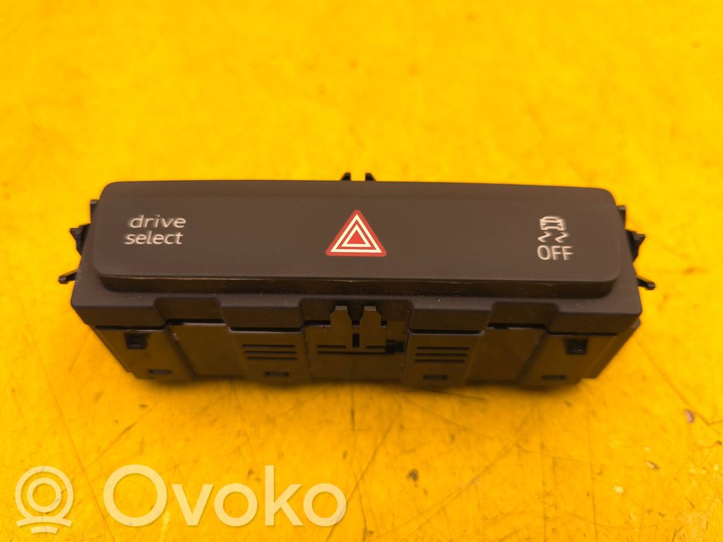 Audi Q4 Sportback e-tron Avārijas lukturu slēdzis 