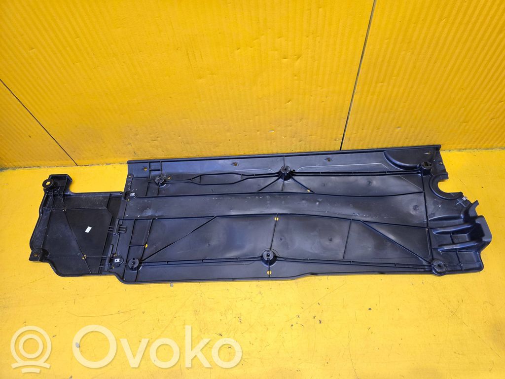 Protección inferior lateral   2Q0825201B
