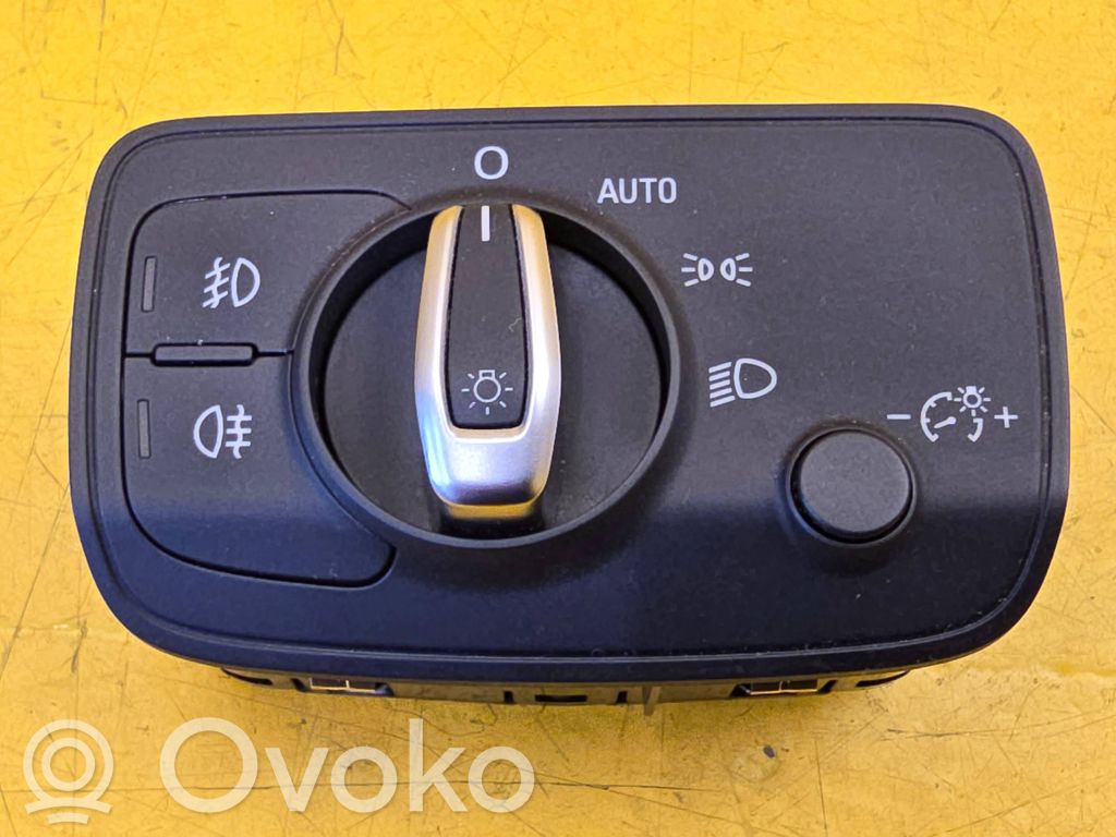 Light switch   8V0941531L