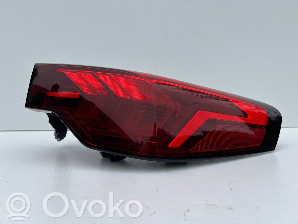 BMW X2 U10 Rear/tail lights 