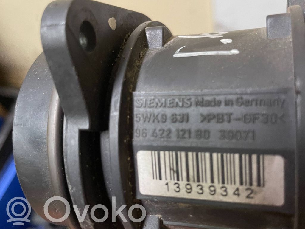 Citroen C3 Przepływomierz masowy powietrza MAF 