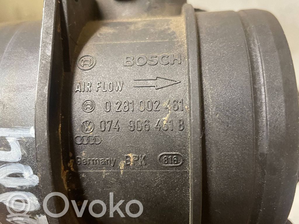 Audi A4 S4 B7 8E 8H Przepływomierz masowy powietrza MAF 