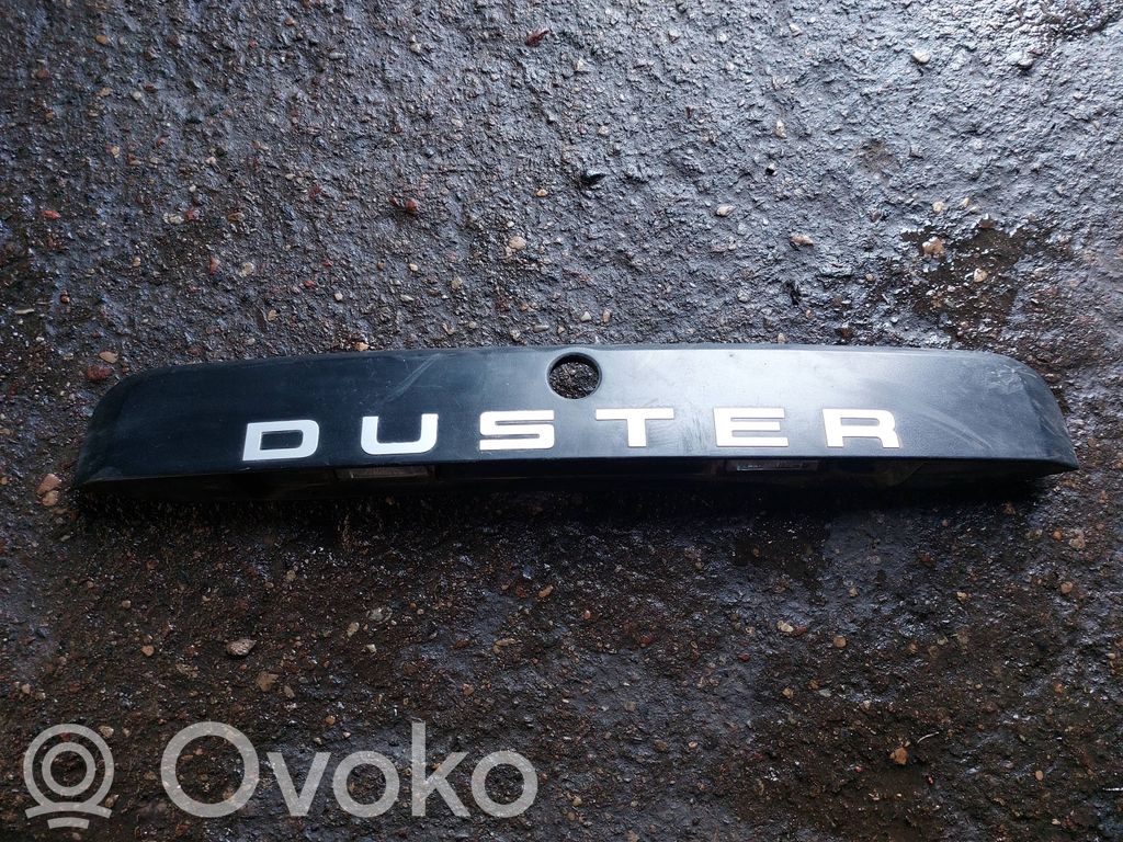 Dacia Duster Éclairage de plaque d'immatriculation 