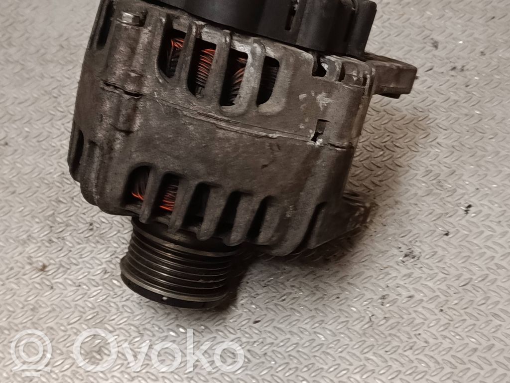 Alternador   2607395C,211086530,231003831R