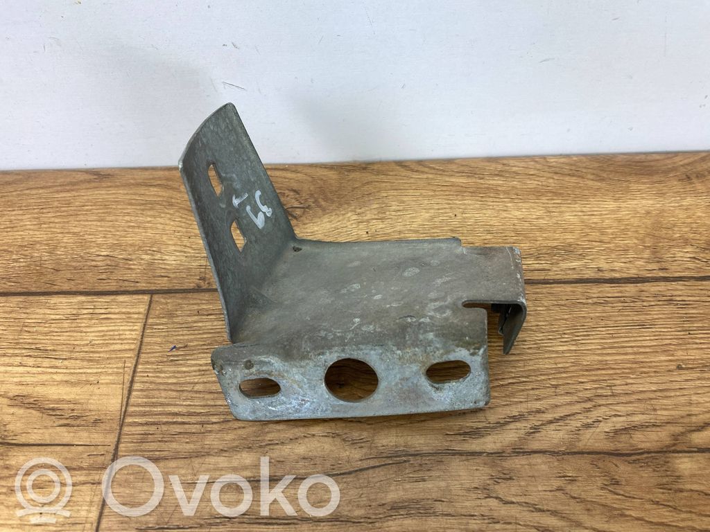 Uchwyt / Mocowanie błotnika przedniego   10354716PINYA,10354716