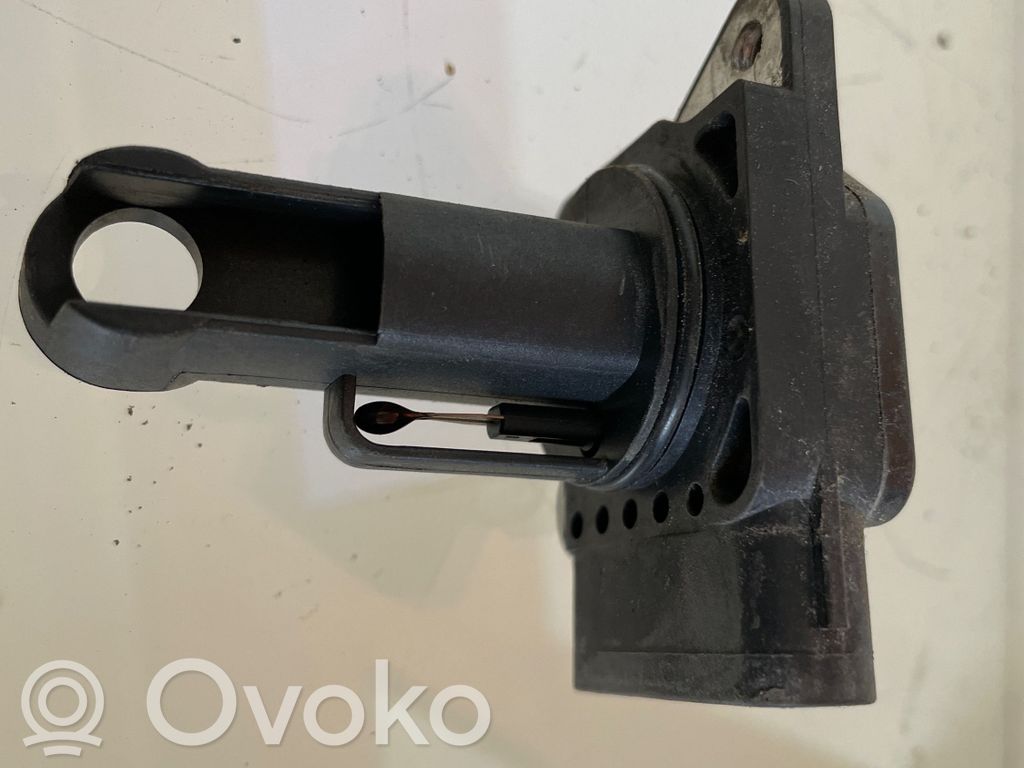 Toyota Corolla Verso AR10 Przepływomierz masowy powietrza MAF 