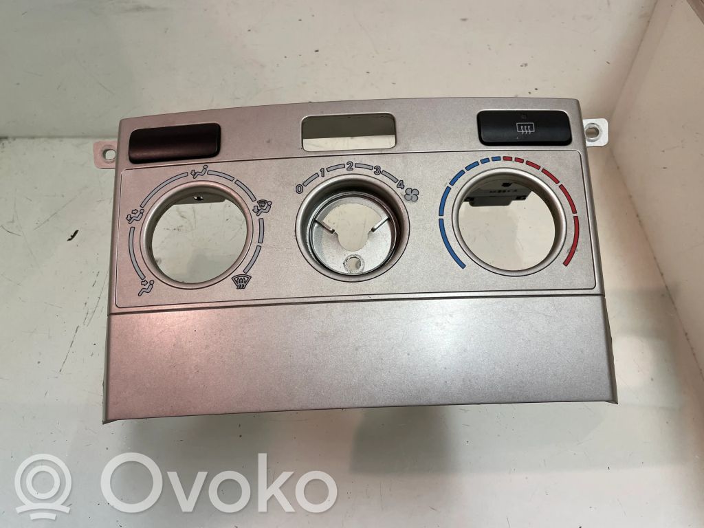 Toyota Corolla Verso E121 Autres pièces intérieures 
