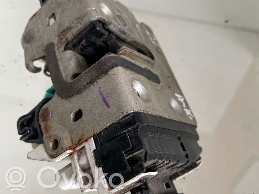 Dodge Caliber Front door lock 