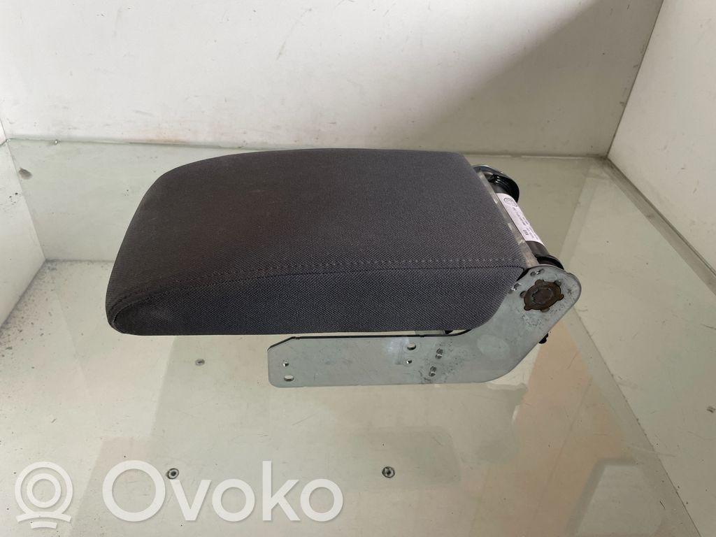 Volkswagen Golf Plus Armrest 