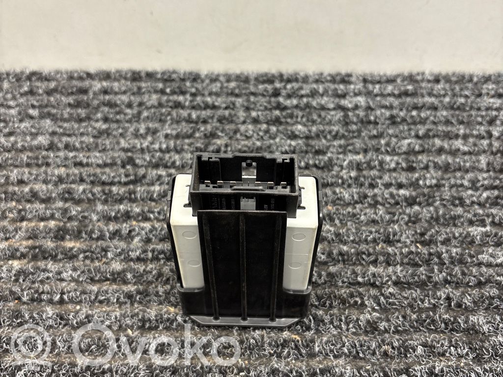 BMW X6 F16 Steering rack control module 