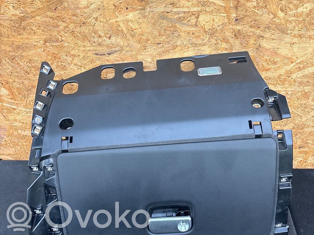 Porsche Macan (95B) Handschuhfach 