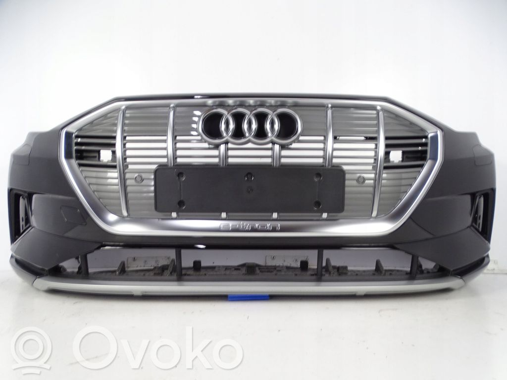 Audi e-tron Priekinis bamperis 