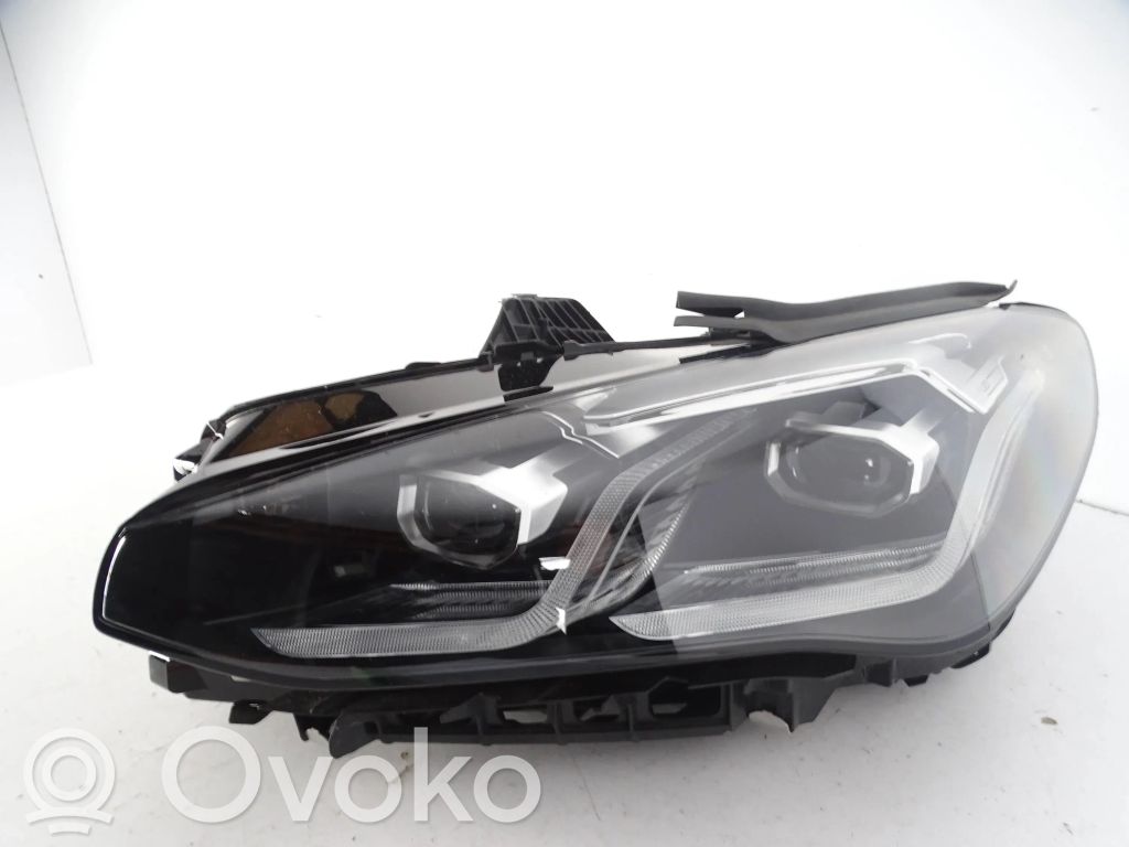 BMW 2 Active Tourer U06 Headlight/headlamp 