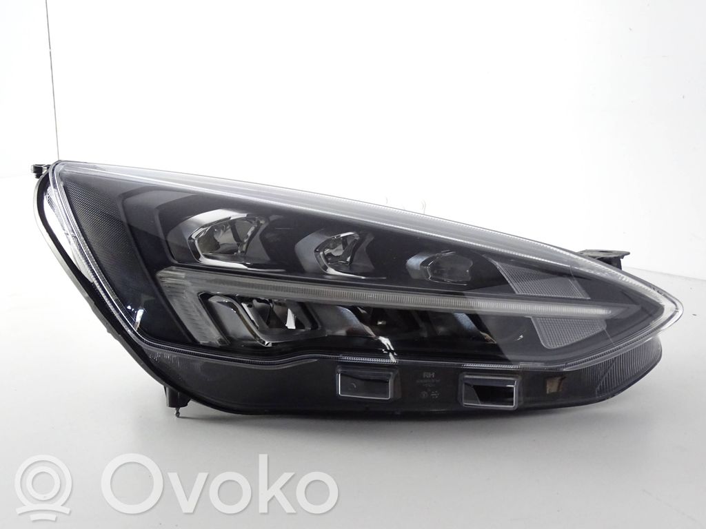 Ford Focus Headlight/headlamp 