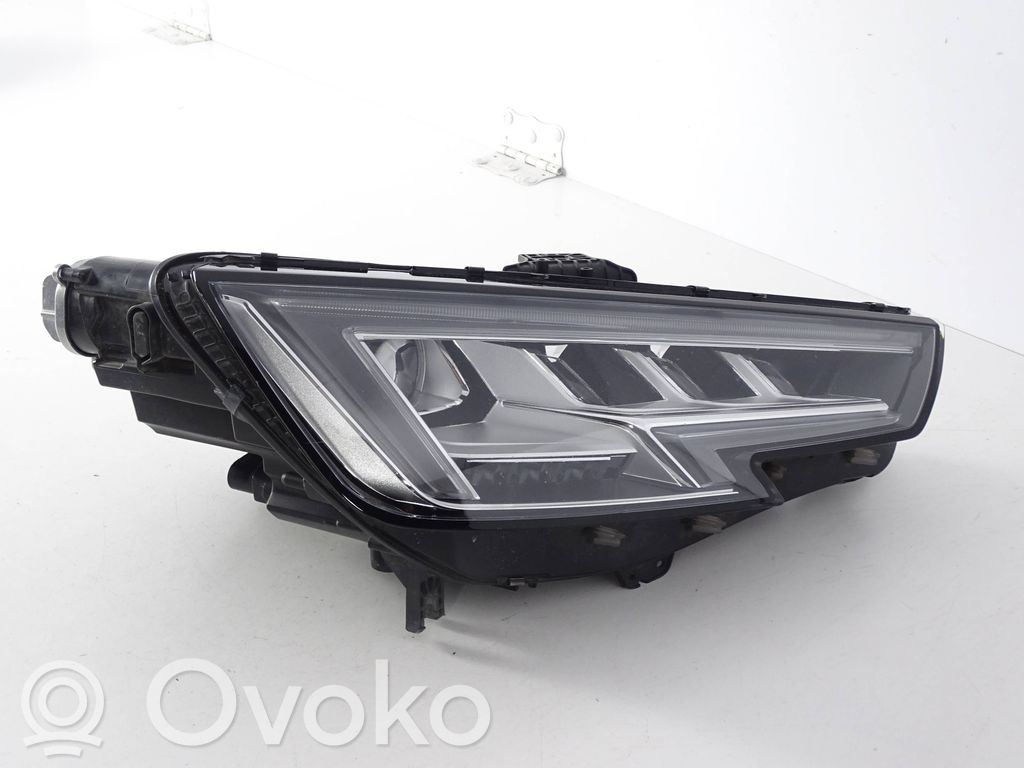 Audi A4 S4 B9 Scheinwerfer 