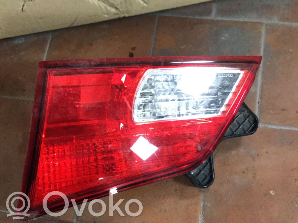 Rear/tail lights
