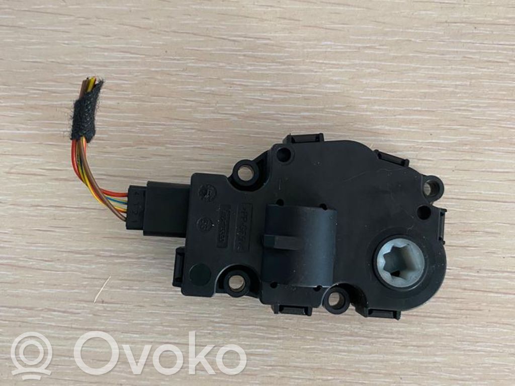 Oro sklendės varikliukas   6942992