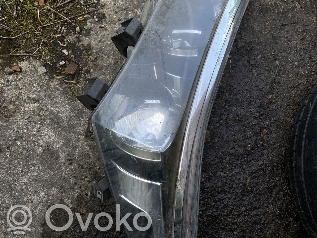 Toyota Corolla E160 E170 Scheinwerfer 