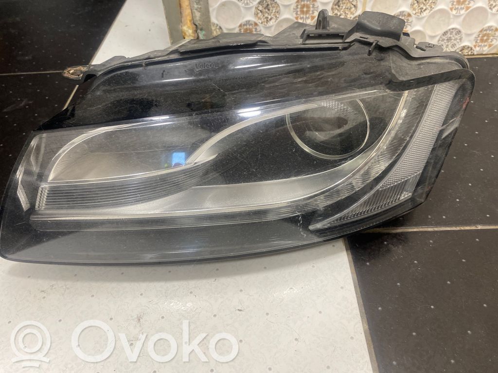 Audi A5 8T 8F Phare frontale 