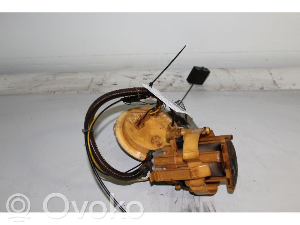Pompe à carburant   6757805