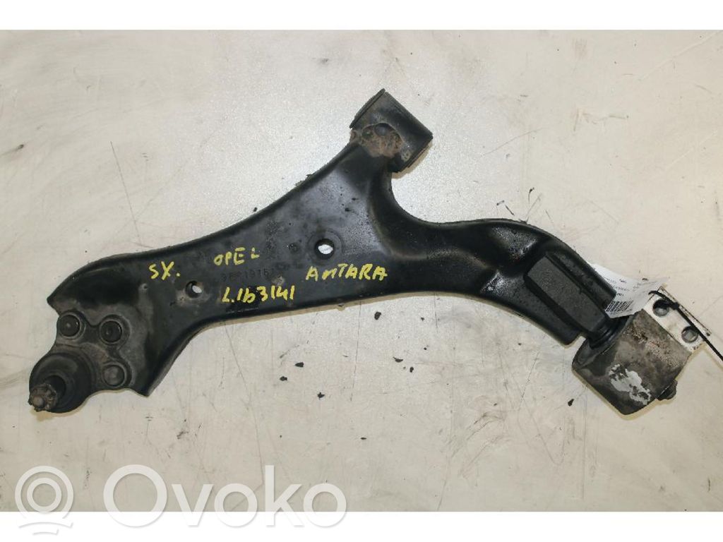 Opel Antara Basculă față 