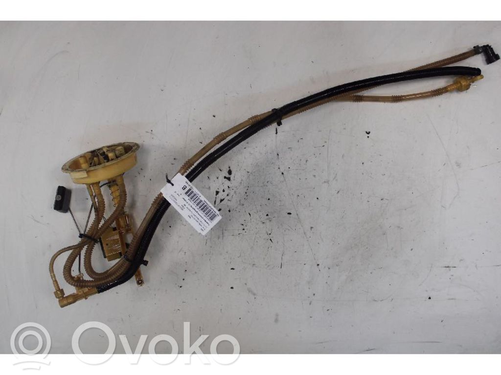 Bomba interna de combustible   7190944