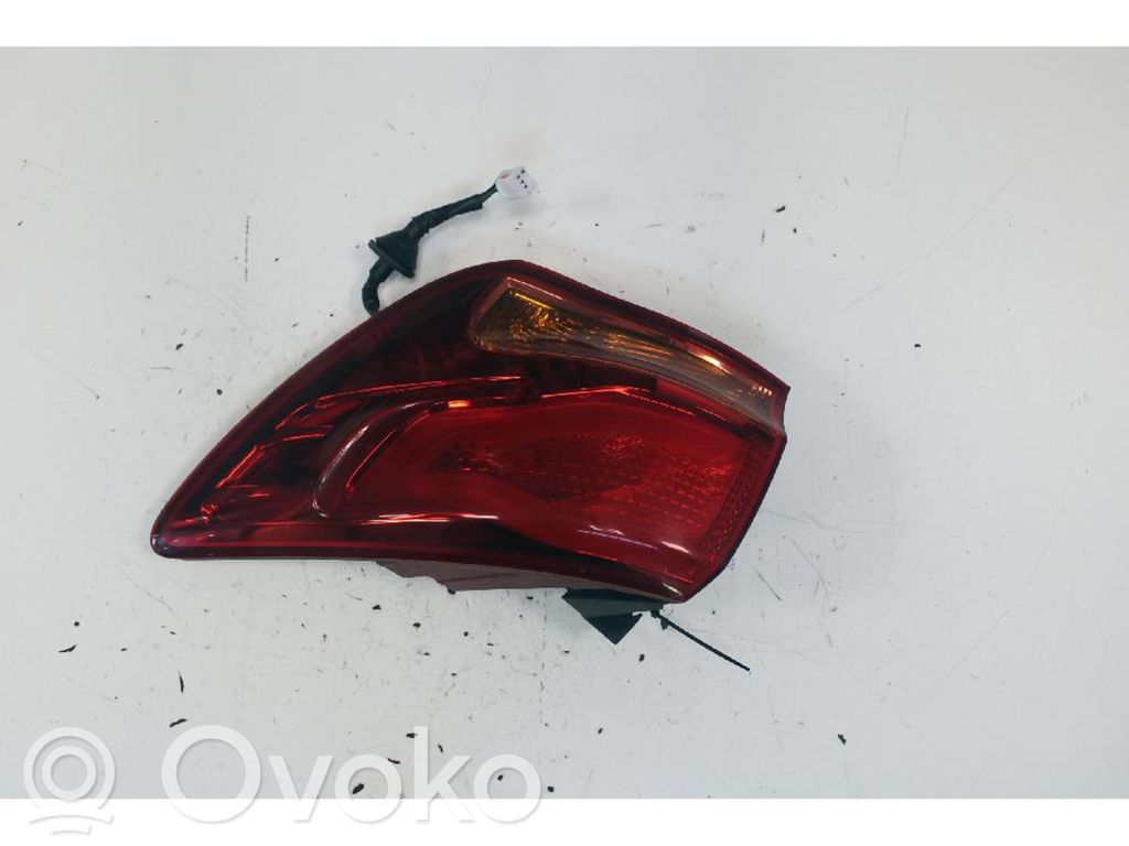 Luz trasera/de freno   92402A23,92402A2300