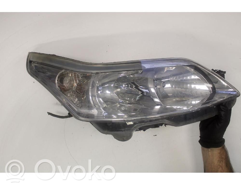 Citroen C4 I Lampa przednia 