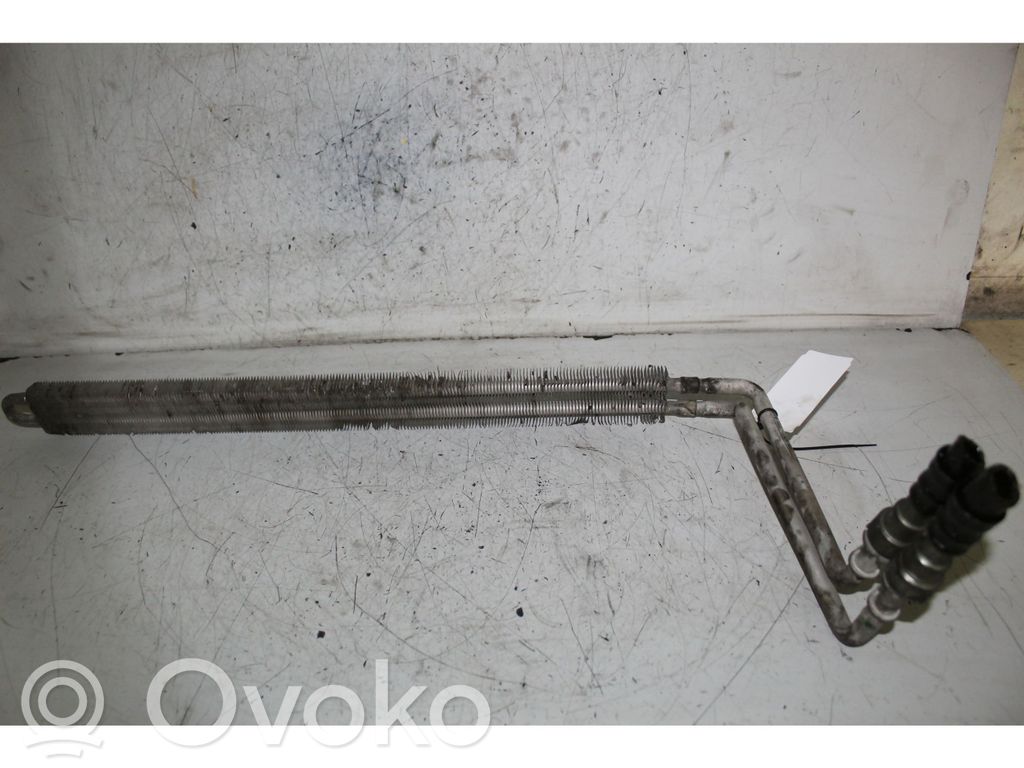 Transmisijas eļļas radiators
