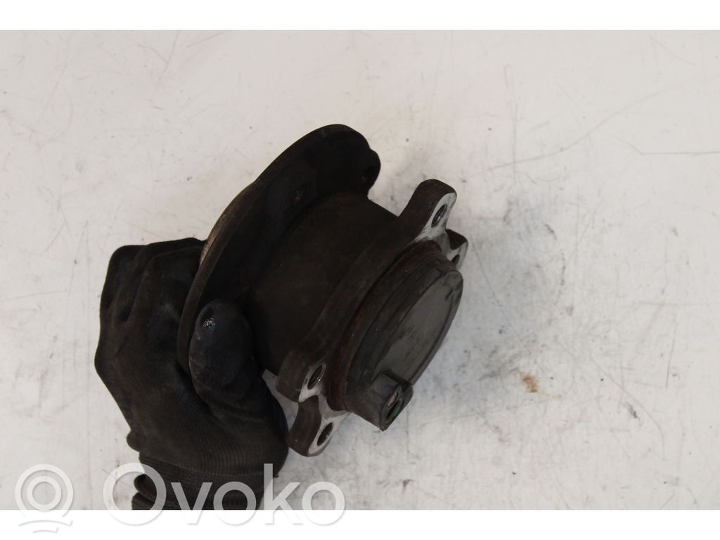 Volvo V60 Cubo de rueda trasera 