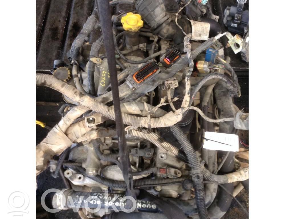 Chrysler Voyager Двигатель 
