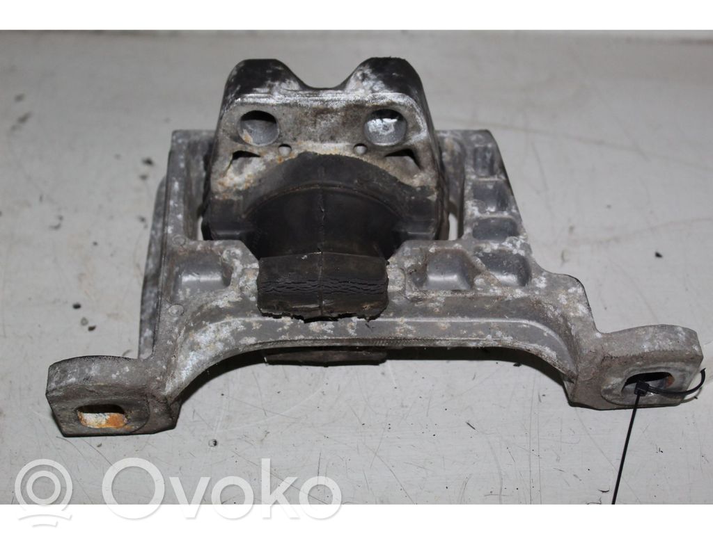 Engine mount bracket   1345657,1437549,1567937,1568052,1930320,30636871,30723562,30776287,31277669,3M516F012BF,3M516F012BG,3M516F012BH