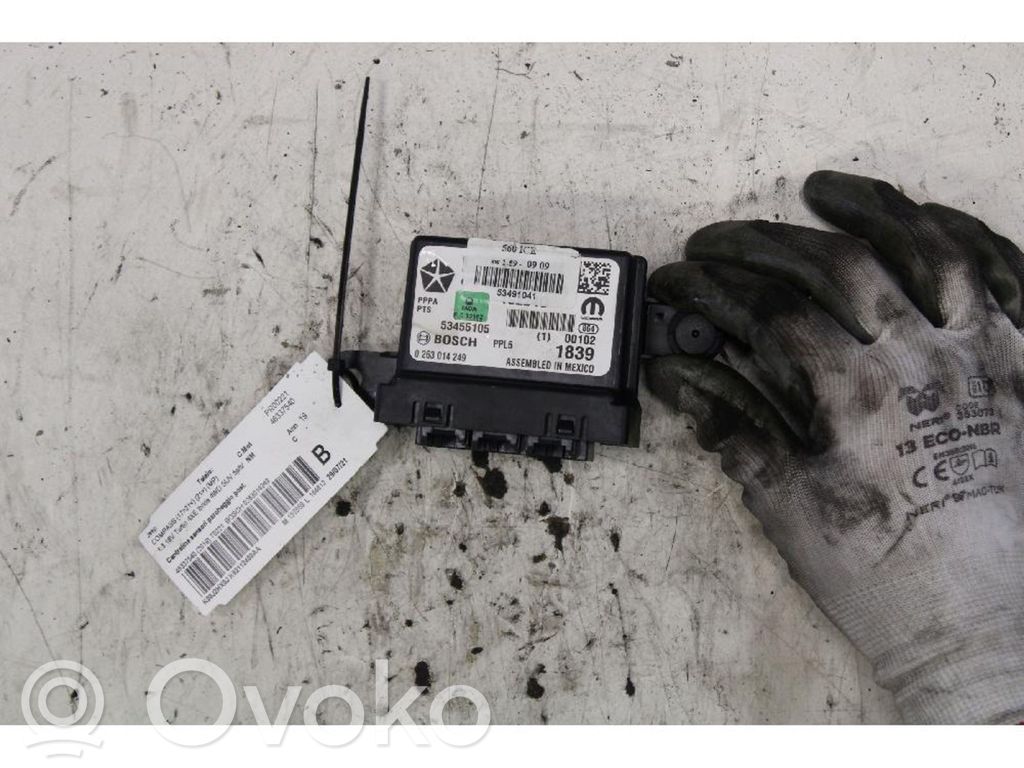 Parking PDC sensor   68403130AA